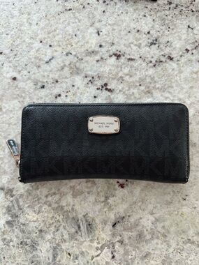 Michael Kors Jet Set Travel Continental Wallet Saffiano Leather Silver Hardware